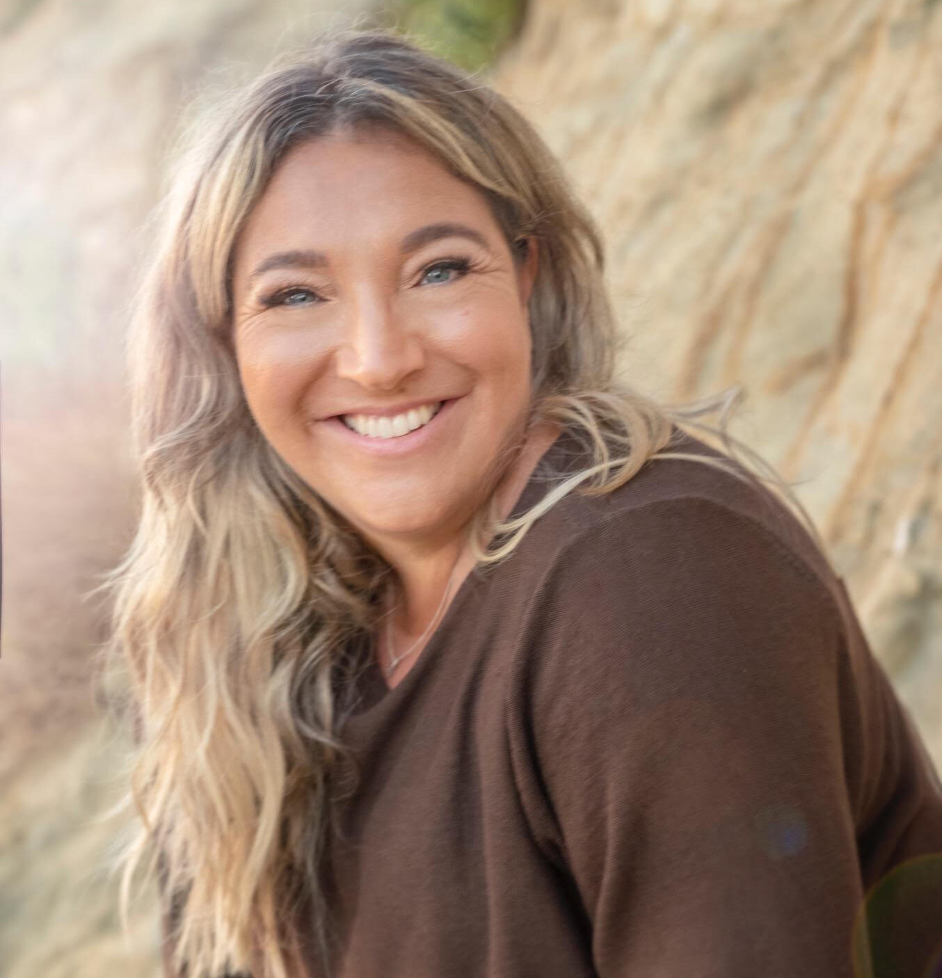 SPOTLIGHT OF THE MONTH - JO FROST - Julianne Ponan